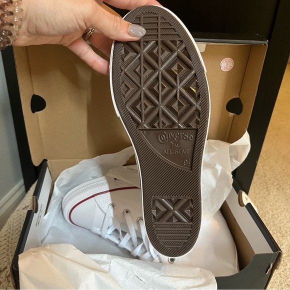 NIB Converse Chuck Taylor All Star White Wedge Platform Hi Top Shoes Women's 9.5 - Picture 7 of 11